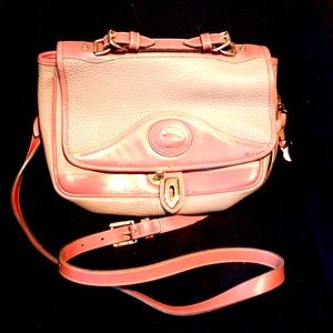 Dooney & Bourke vintage cross body handbag